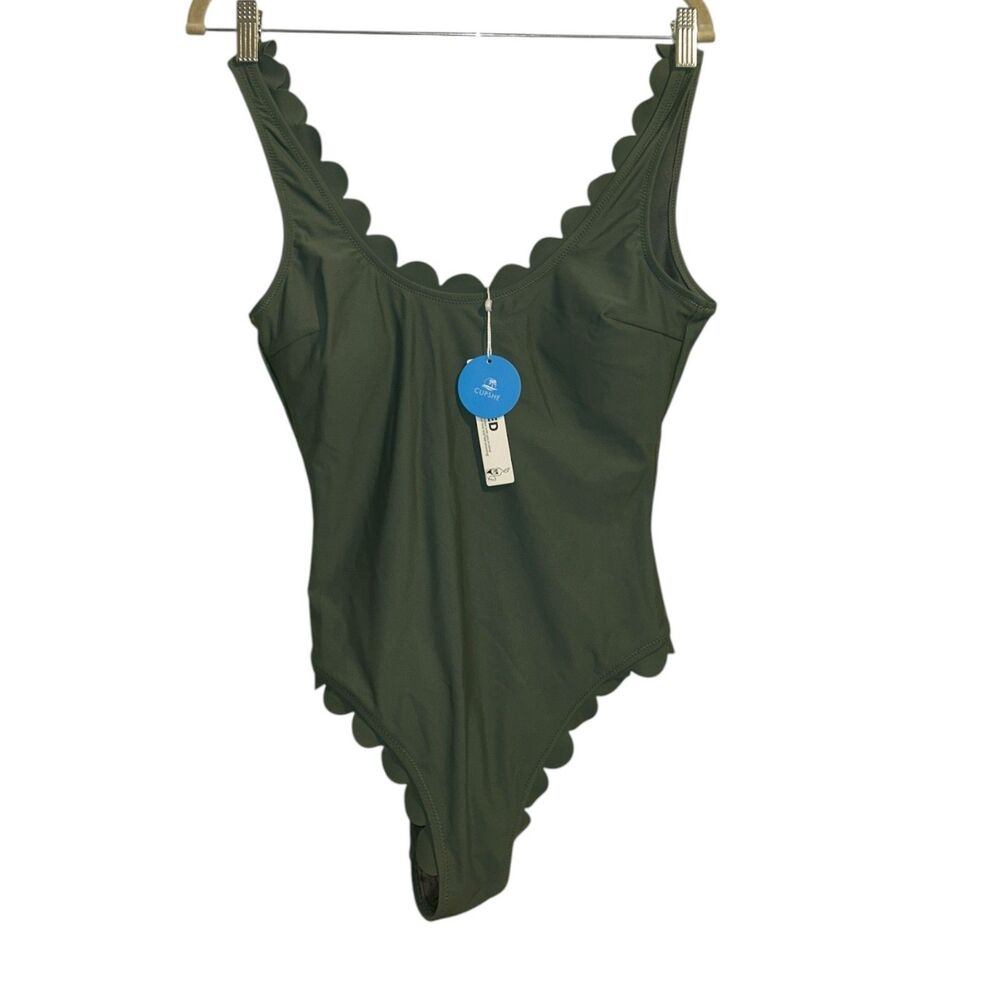 Cupshe Olive Green Scallop Trim One Piece Swimsuit Size Medium NWT